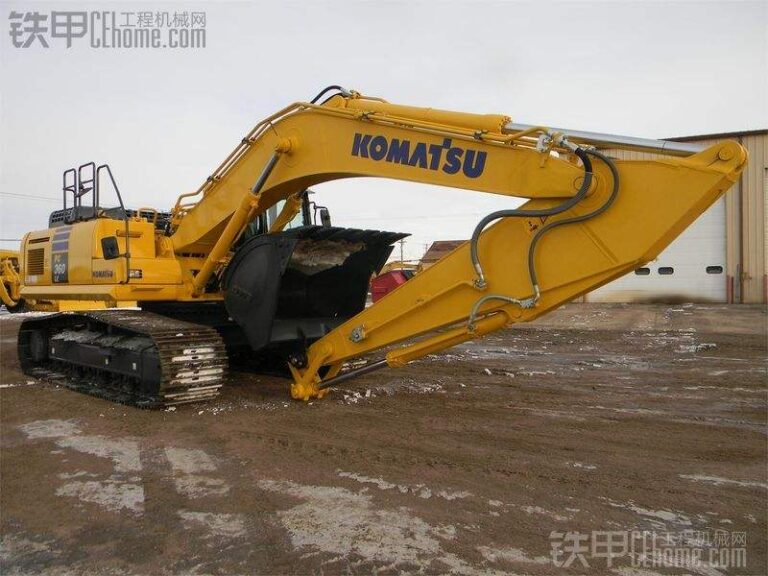 escavatori komatsu PC240LC-11