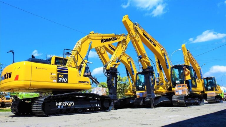 Komatsu PC210 vs Cat 323